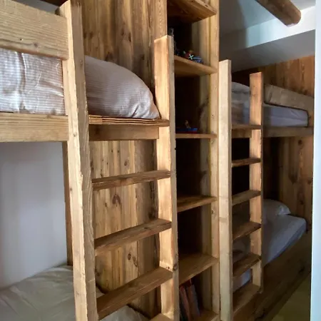 De Charme 190m2, La Lauziere, A Pieds